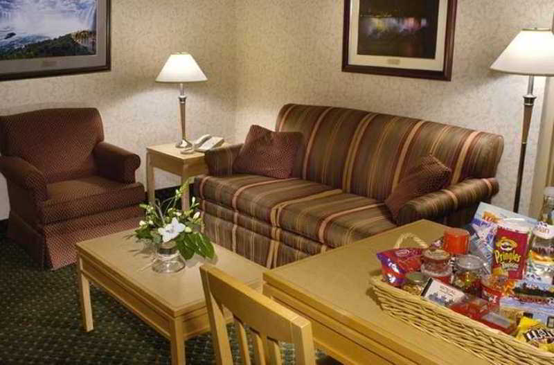 Embassy By Hilton Falls/ Fallsview Hotel Niagara Falls