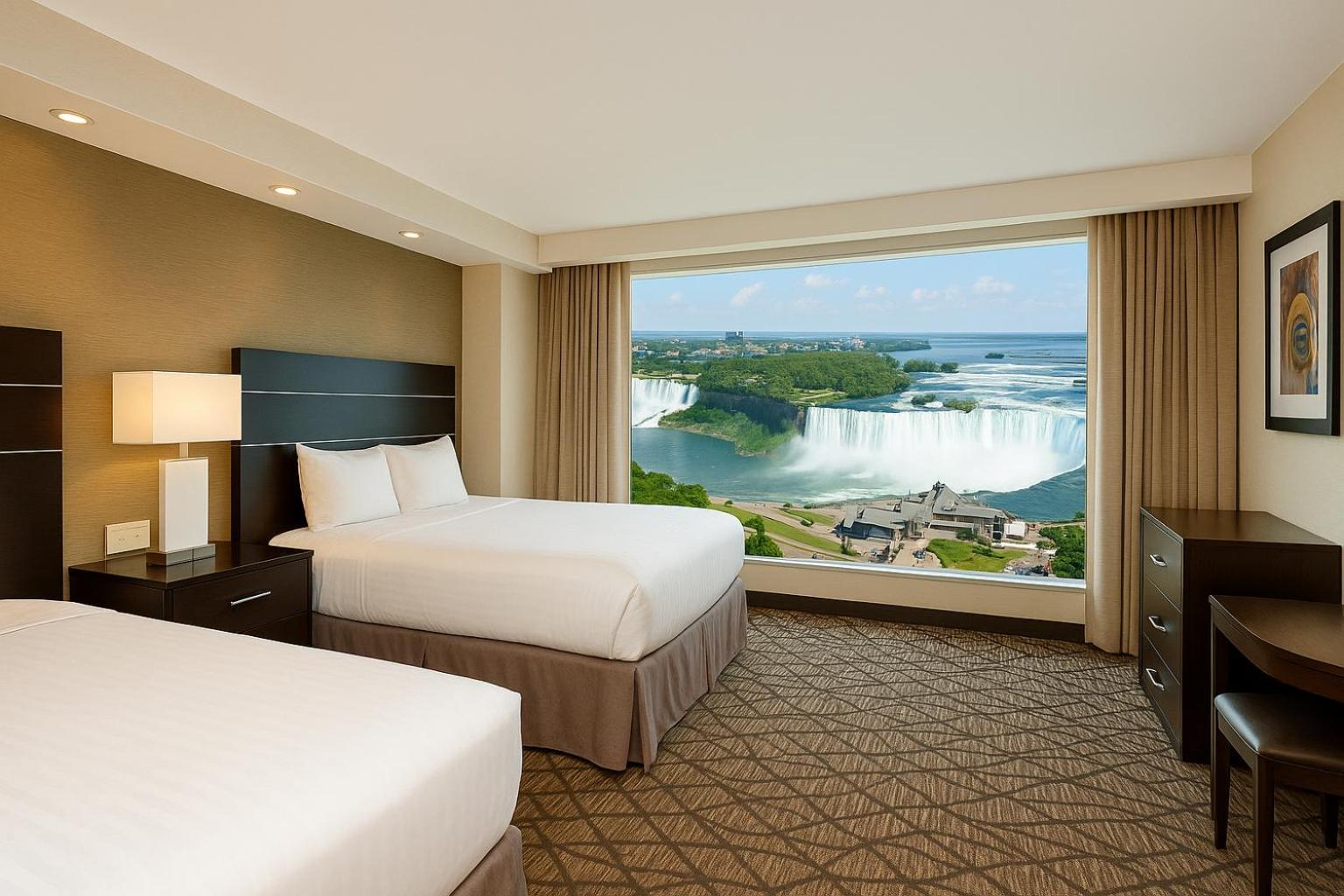 Embassy By Hilton Falls/ Fallsview Hotel